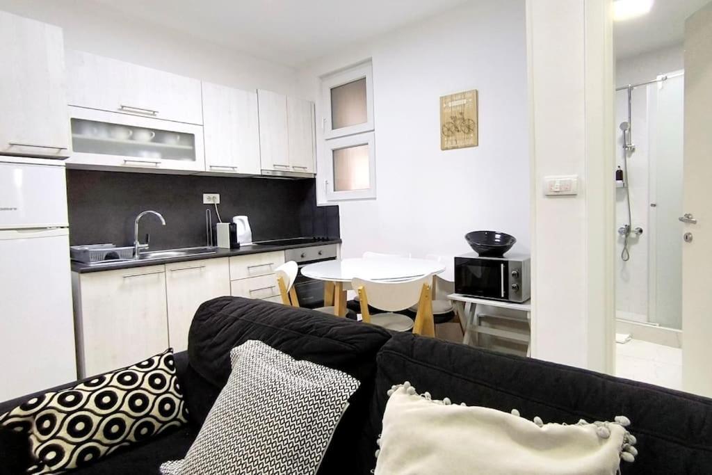 Apartment Wake Up For 4 Белград Екстериор снимка
